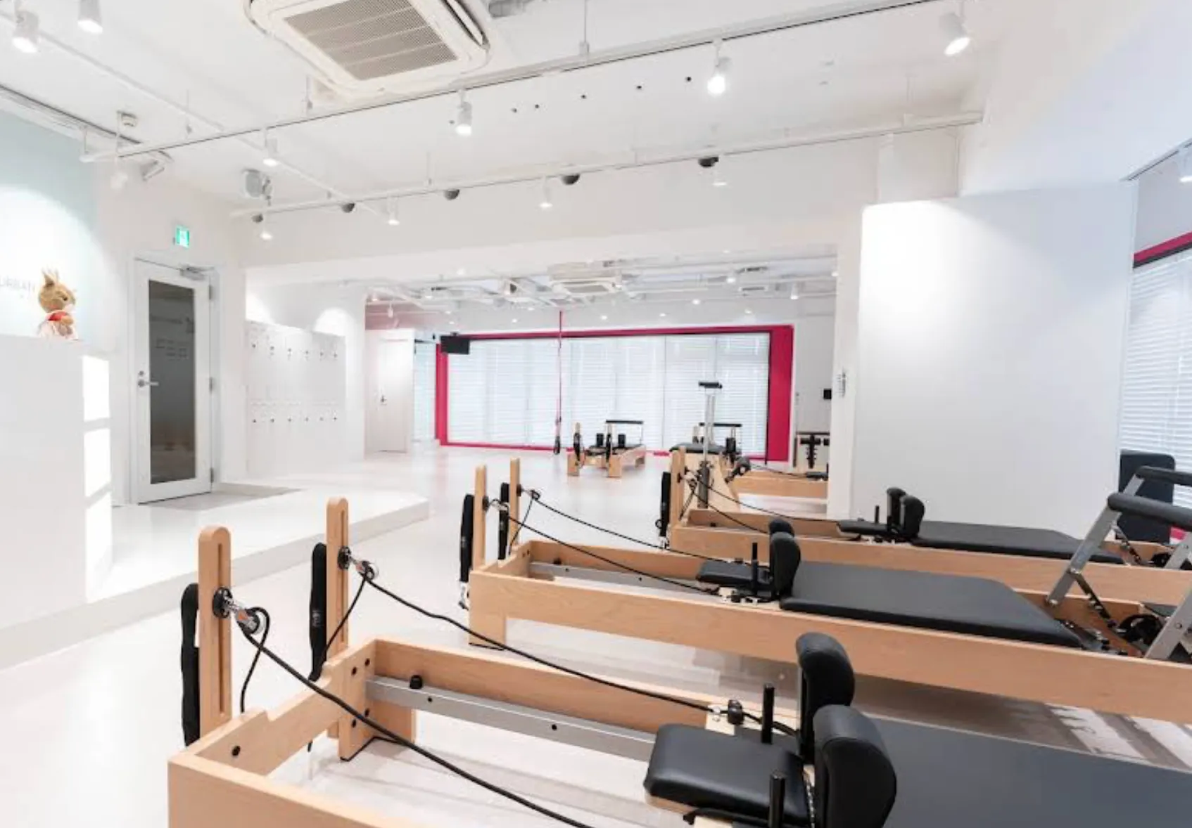 Urban Classic Pilates 天六のスタジオ内
