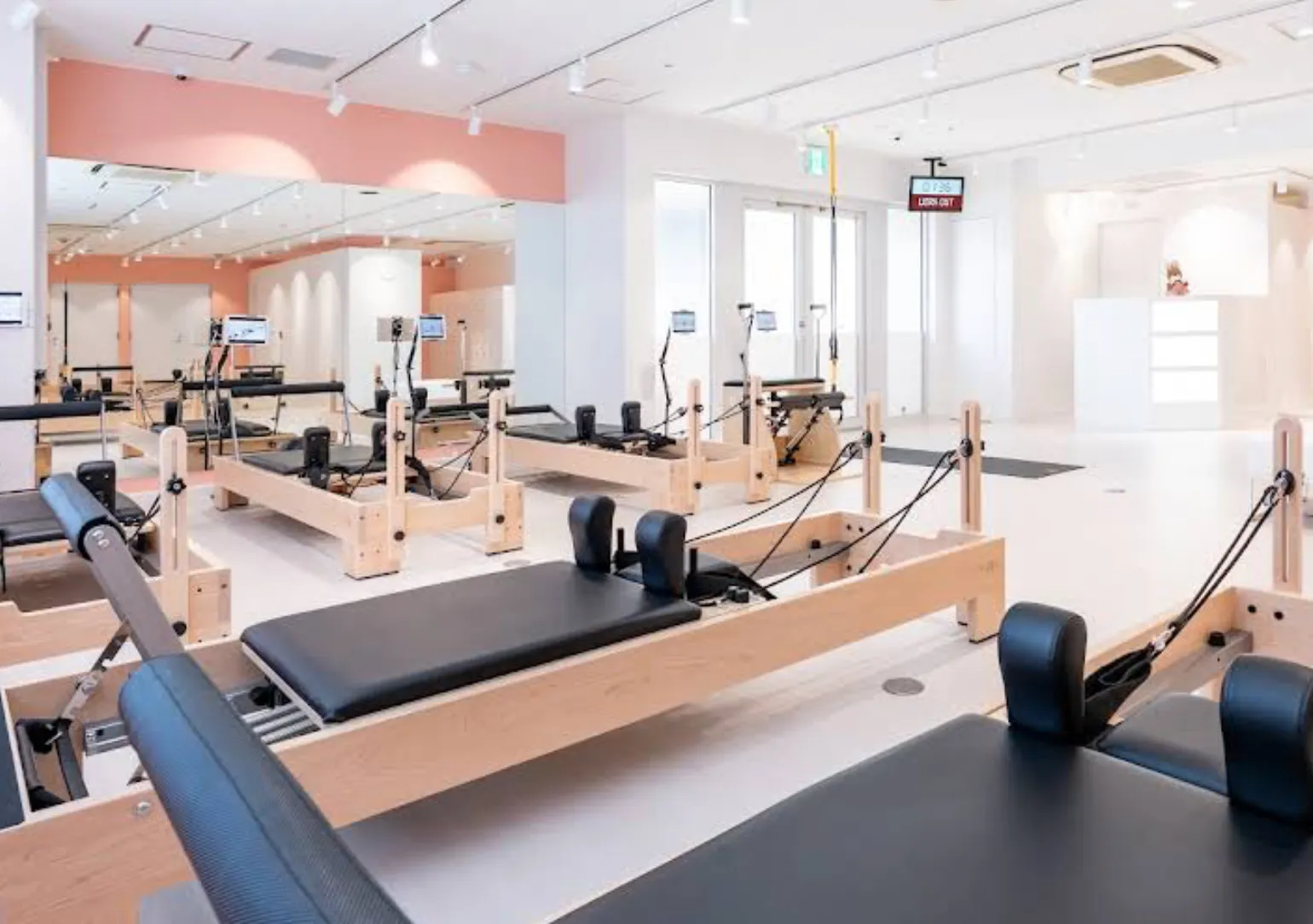 urban classic pilates 福岡天神の雰囲気2