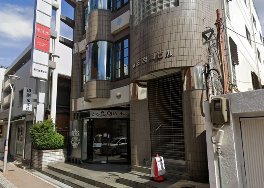 URBAN CLASSIC PILATES高槻店の外観