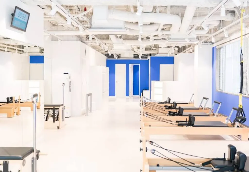 URBAN CLASSIC PILATES町屋店の雰囲気2